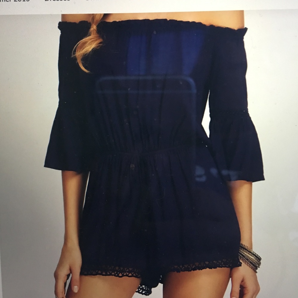 Off the shoulder Romper 🌸